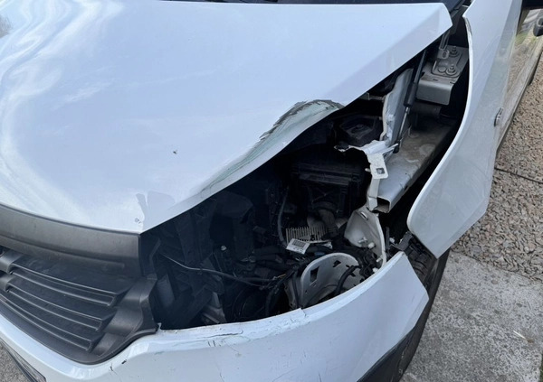 Renault Trafic cena 32900 przebieg: 107342, rok produkcji 2018 z Zduńska Wola małe 742